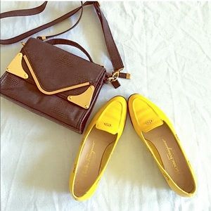 Salvatore Ferragamo Leather Loafers Yellow size 6